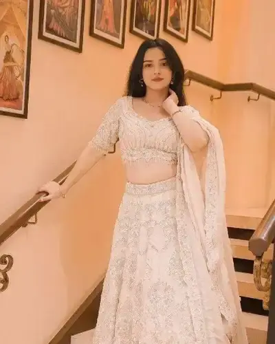 Escort Mankapur